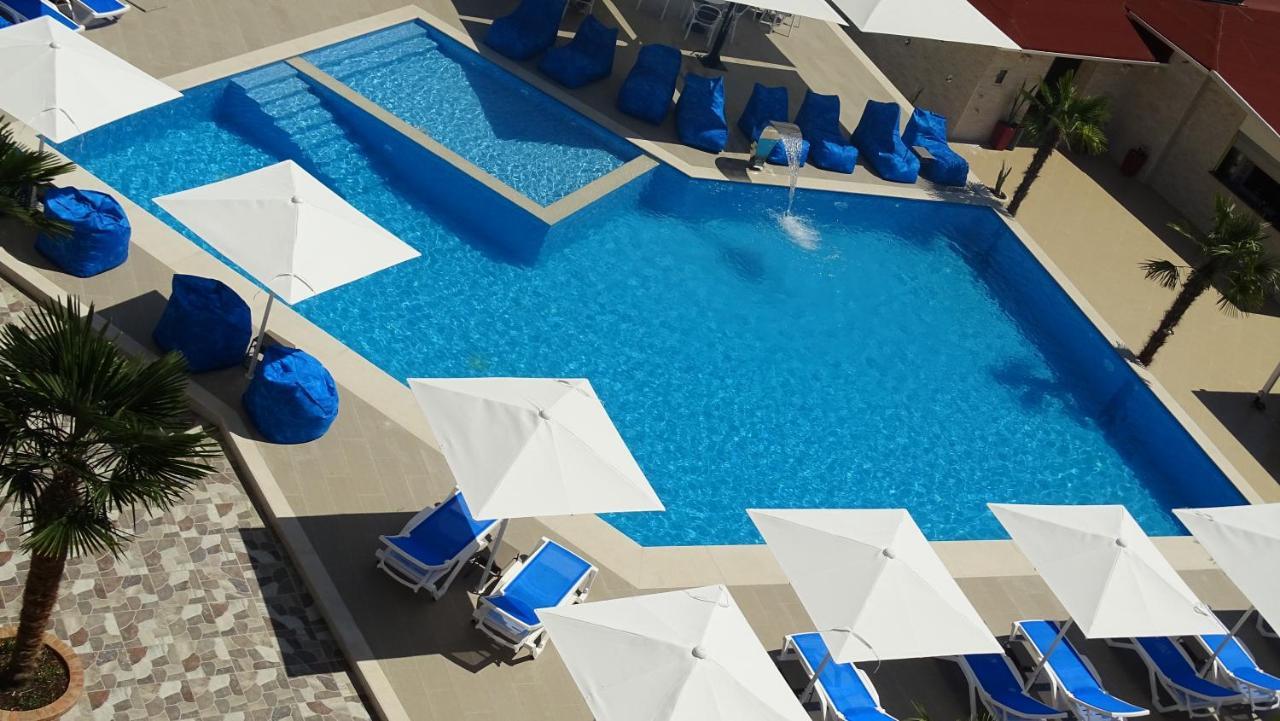 Hotel Beach Restaurant Fabio Borsh Exterior photo