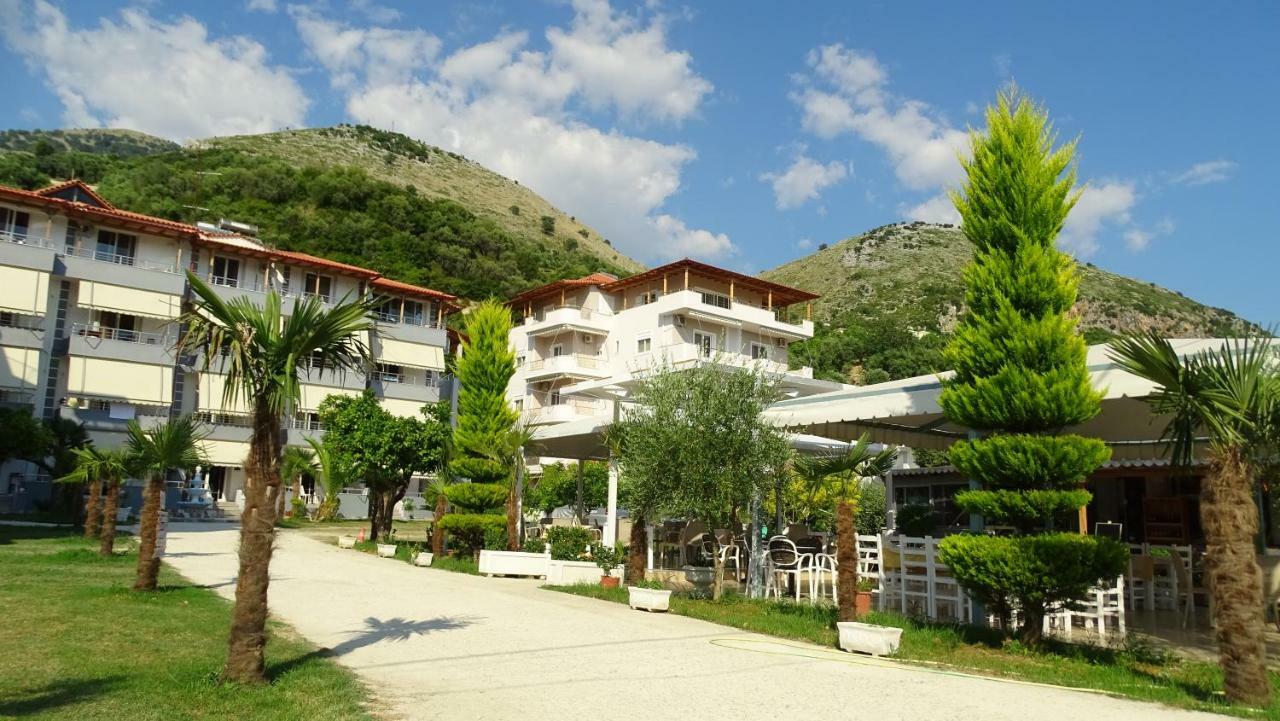 Hotel Beach Restaurant Fabio Borsh Exterior photo